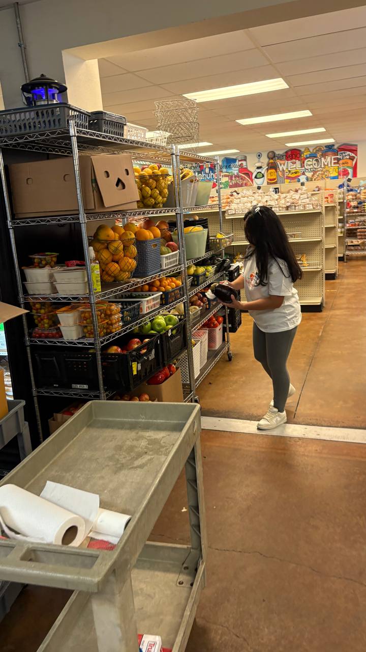 Community Food Pantry Volunteer Day